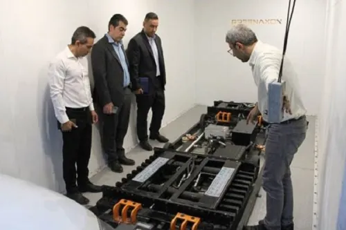 اجرای پارکینگ هوشمند شهری با فناوری بومی