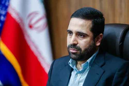 راه حل ممانعت از مهاجرت نخبگان توسعه پروژه های بزرگ مقیاس است